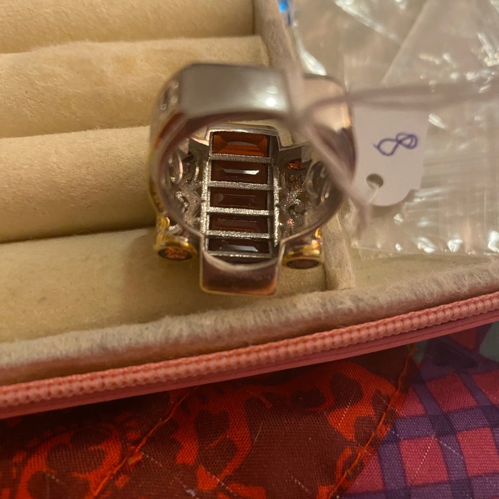 A TRUE STATEMENT RING SIZE 8 - Picture 5 of 11